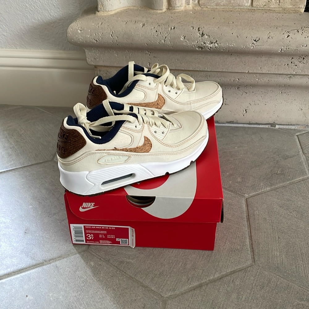 New Nike Air Max 90 SE AI GS 3.5Y